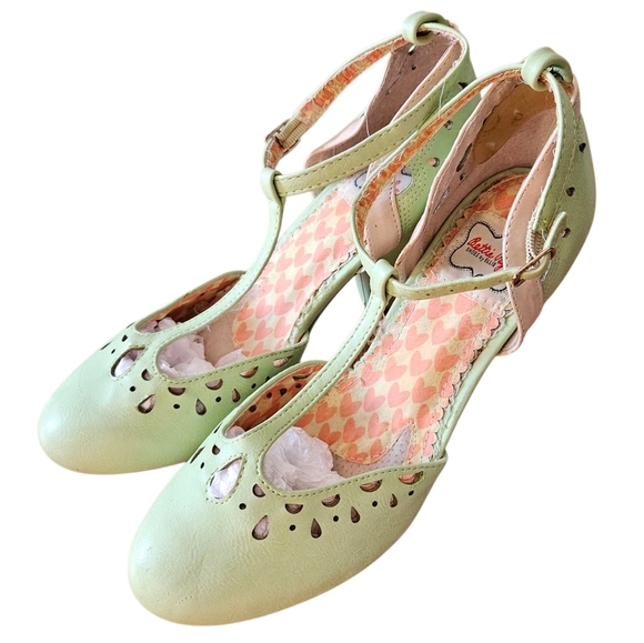 Bettie Page Vintage Style Leather Pastel Mint Green Pinup Feminine Heel Shoes 9 - Picture 2 of 10
